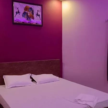 Hotel Kashi In Rajghat ! Varanasi - Offers Luxurious Rooms And Fully Air - Conditioned Hotel With Lift And Wifi Facility Exterior photo