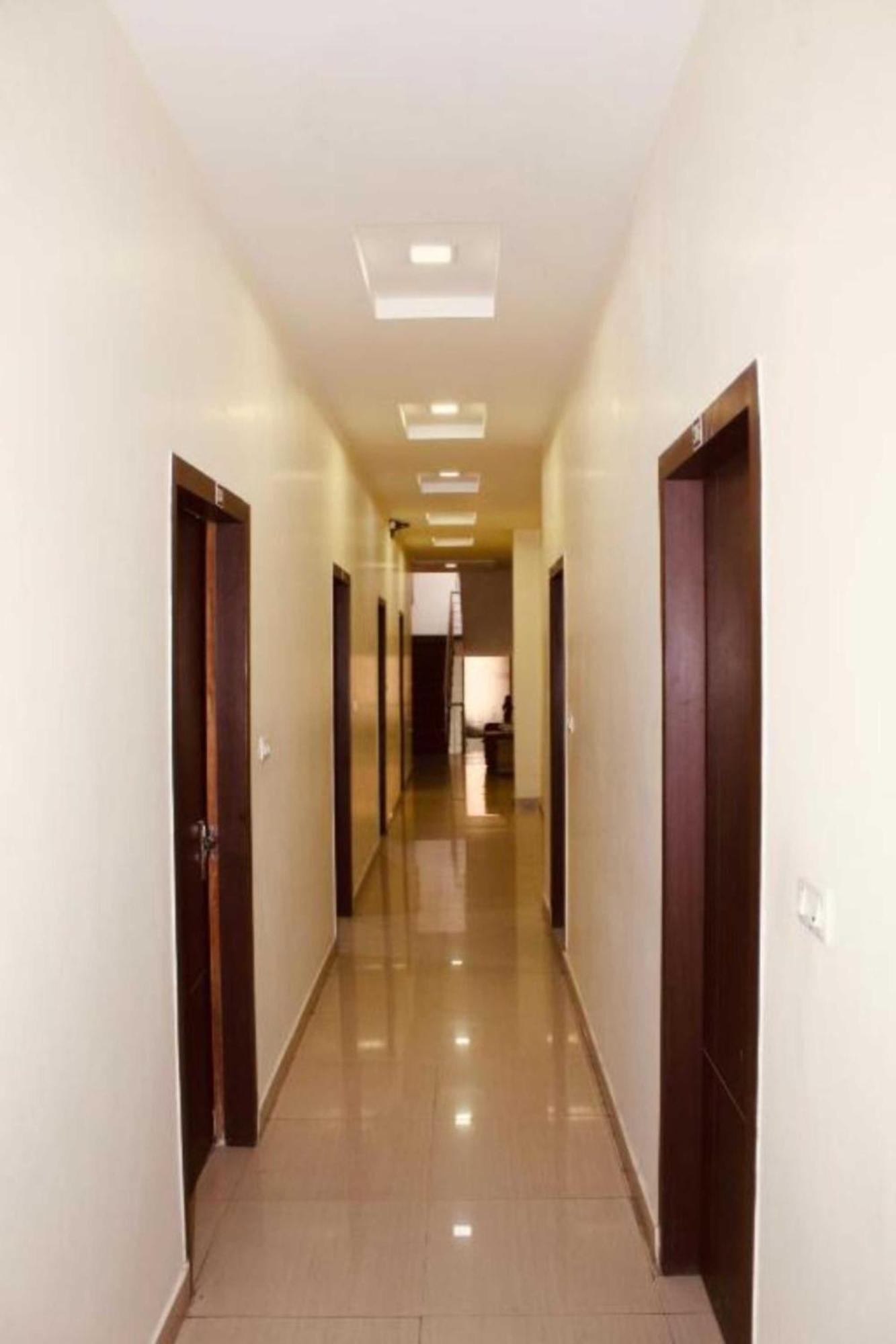 Kashi In Rajghat ! - Offers Luxurious And Fully Air - Conditioned With Lift And Wifi Facility Homestay Varanasi